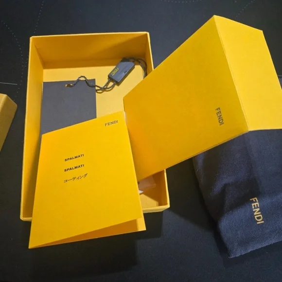 Fendi Burgundy Card Holder. Full inclusion with coa. - Picture 8 of 10